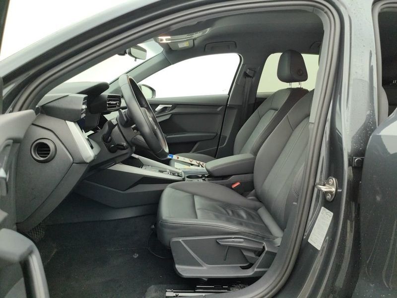 Audi A3 • 2021 • 75,000 km 2