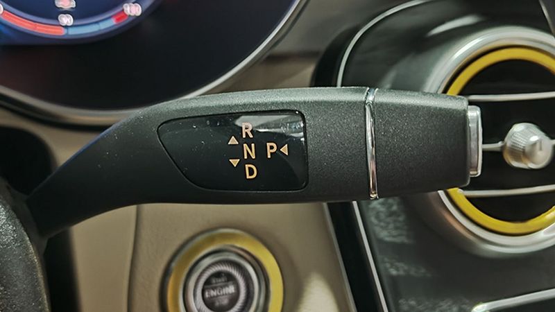 Mercedes-Benz C • 2020 • 67,072 km 5