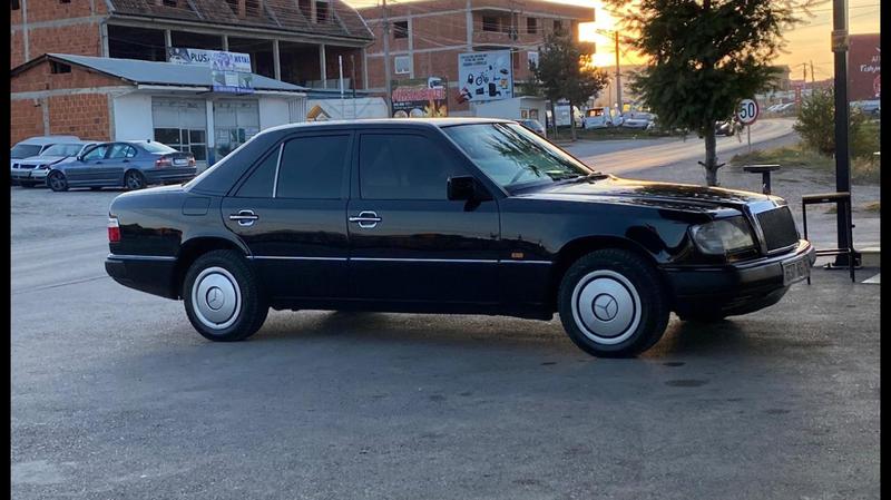 Mercedes-Benz 200 D • 1991 • 300,000 km 5