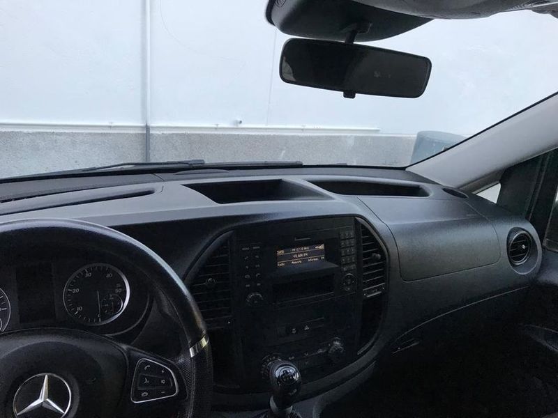 Mercedes-Benz 310 Van • 2015 • 180,185 km 8