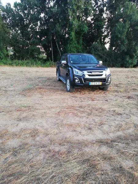 Isuzu D-MAX • 2015 • 168,000 km 3