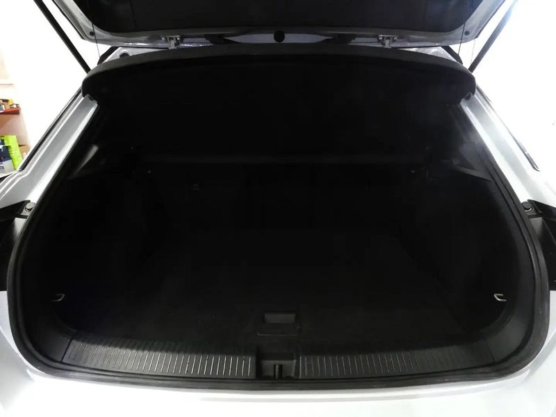 Volkswagen T-Cross • 2018 • 98,000 km 9