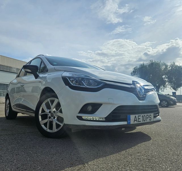 Renault Clio • 2020 • 51,477 km 1