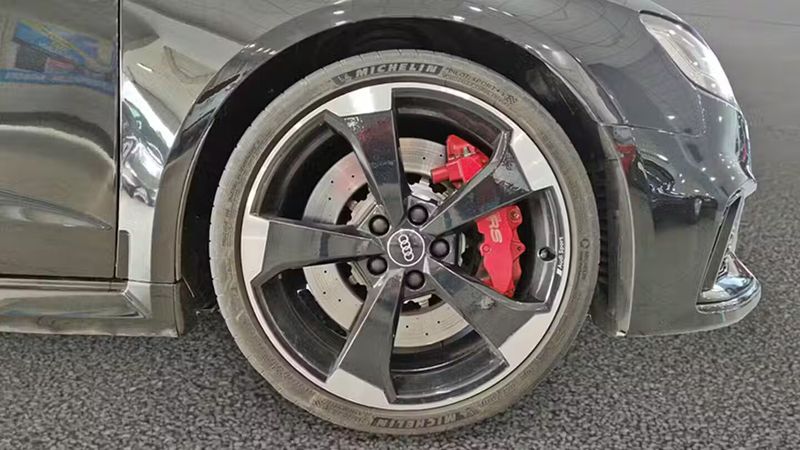 Audi RS 3 • 2019 • 102,216 km 32