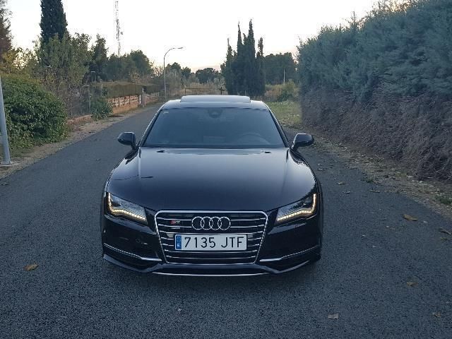 Audi A7 • 2011 • 228,000 km 1