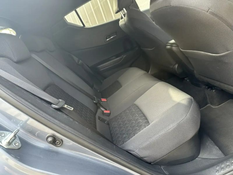 Toyota C-HR • 2020 • 92,000 km 12