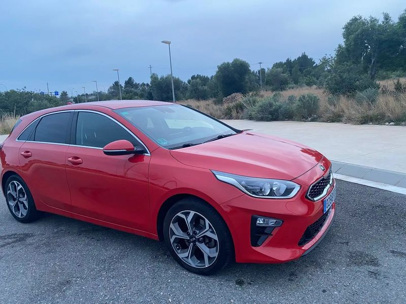 Kia Cee`d • 2019 • 157,121 km 3