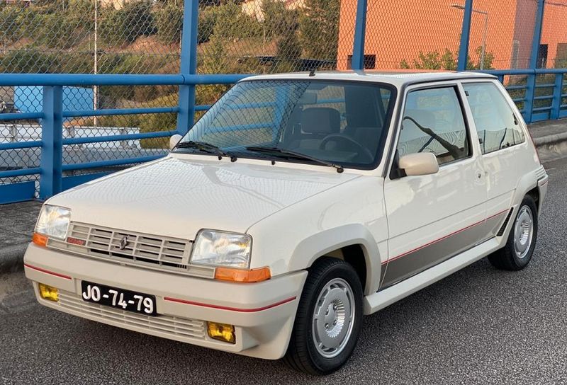 Renault Clio • 1986 • 100,000 km 1