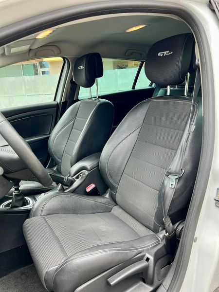 Renault Mégane • 2017 • 150,000 km 8