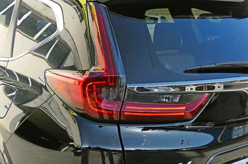 Honda CR-V • 2023 • 17,000 km 5