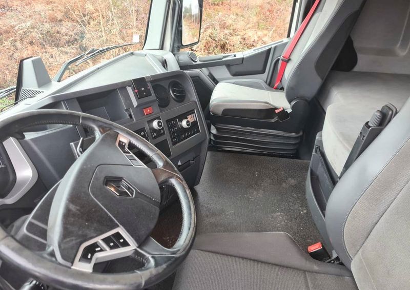 Renault Twingo • 2017 • 430,000 km 4