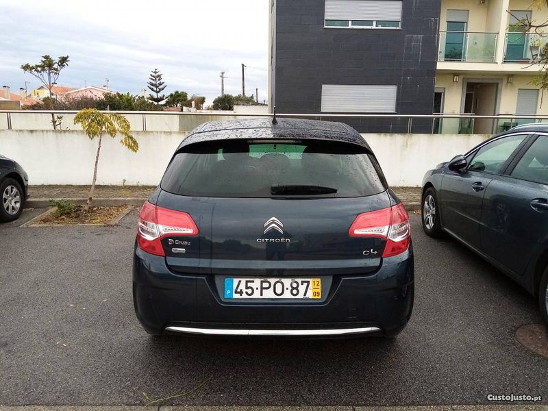 Citroën C4 • 2012 • 110,000 km 2