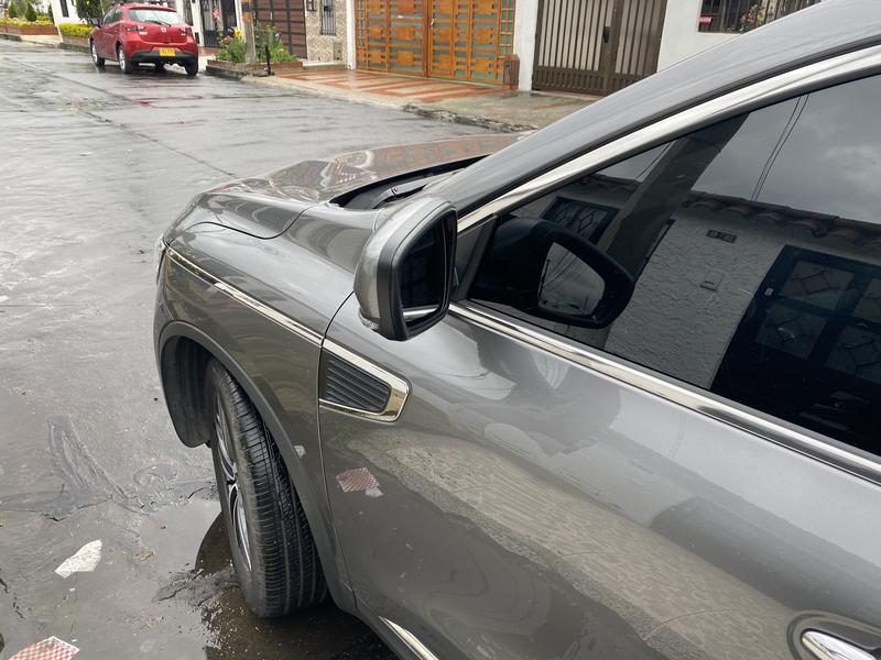 Renault Koleos • 2020 • 10,500 km 3