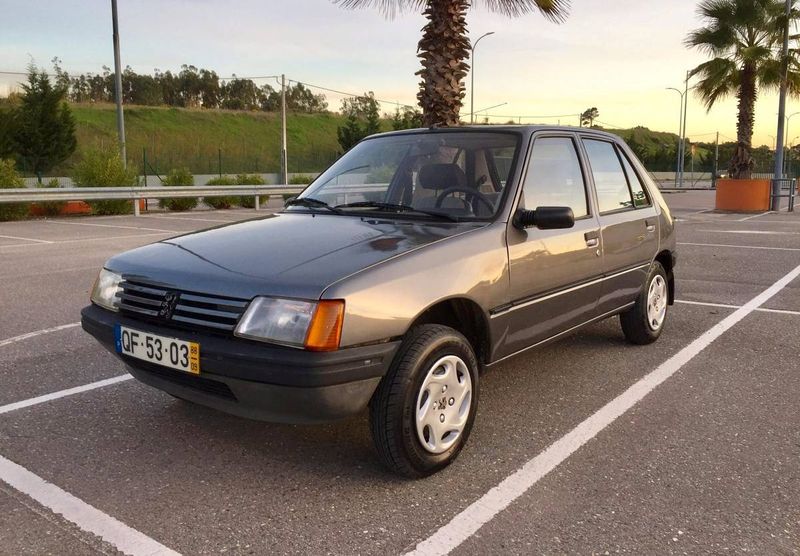 Peugeot 205 • 1988 • 179,000 km 1
