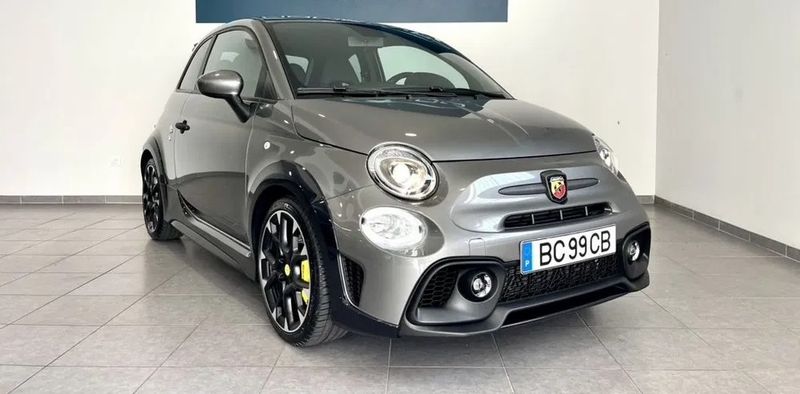 Fiat 500 • 2023 • 450 km 1