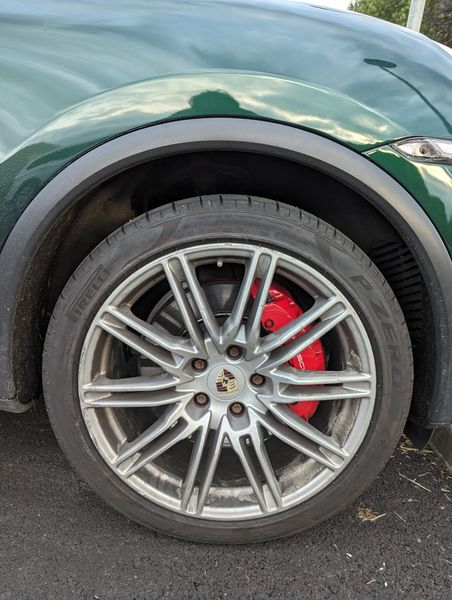 Porsche Cayenne • 2011 • 2,171,190 km 21