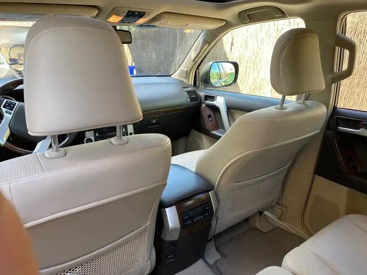 Toyota Land Cruiser • 2013 • 171,000 km 6