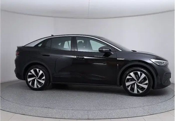 Volkswagen ID.4 • 2023 • 39,000 km 2
