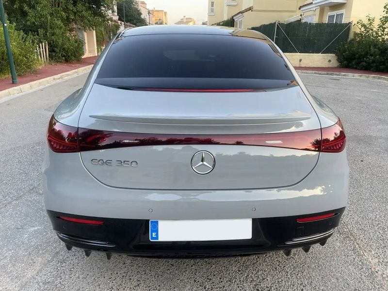 Mercedes-Benz E-Class • 2023 • 33,580 km 2