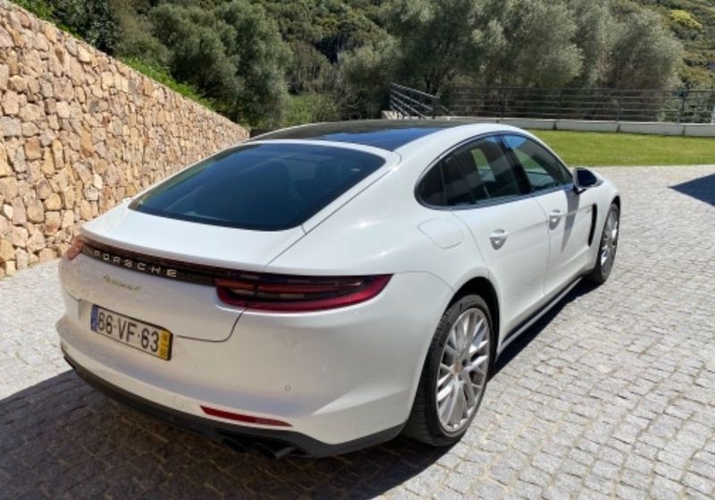 Porsche Panamera • 2018 • 25,000 km 3
