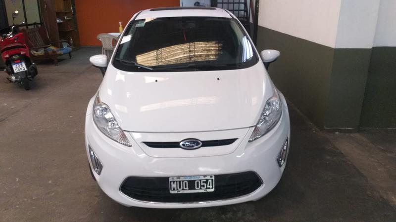 Ford Fiesta • 2013 • 90,000 km 2