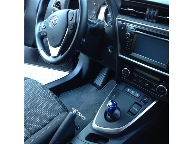 Toyota Auris • 2014 • 87,700 km 2