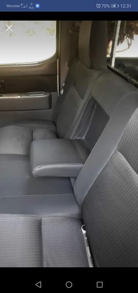 Mazda BT • 2010 • 155,000 km 2