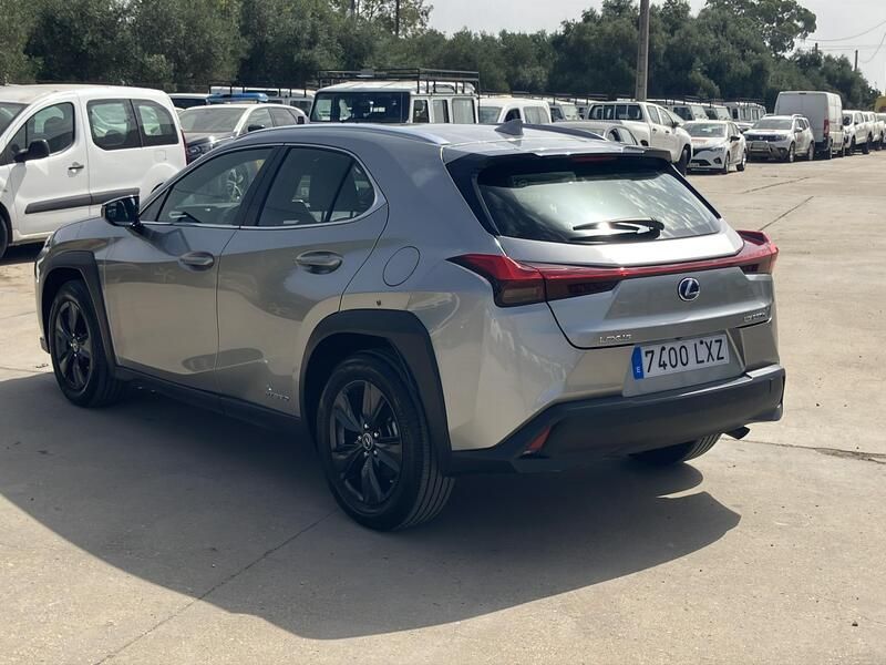 Lexus UX • 2022 • 29,232 km 3