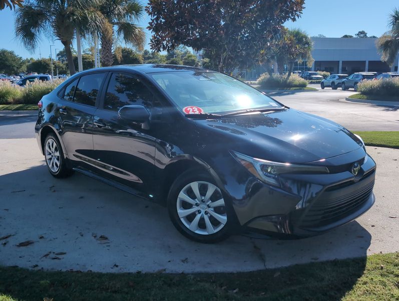 Toyota Corolla Hybrid • 2023 • 12,642 km 1