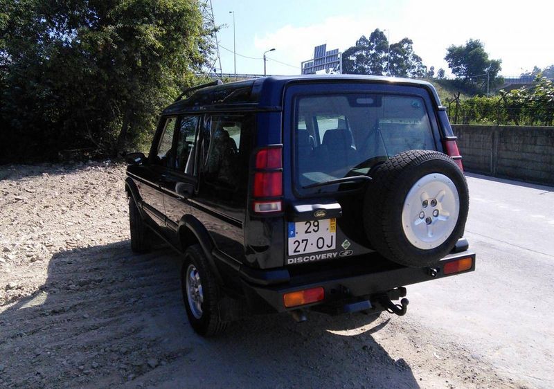 Land Rover Discovery • 1999 • 180,000 km 4
