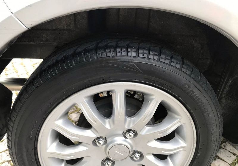 Mitsubishi Colt • 2009 • 120,000 km 4