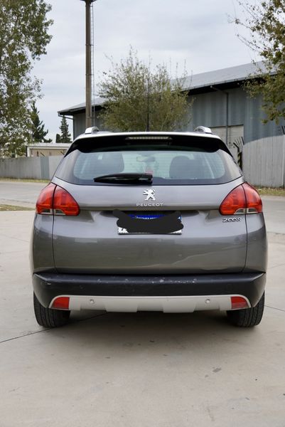 Peugeot 2008 • 2016 • 126,000 km 4