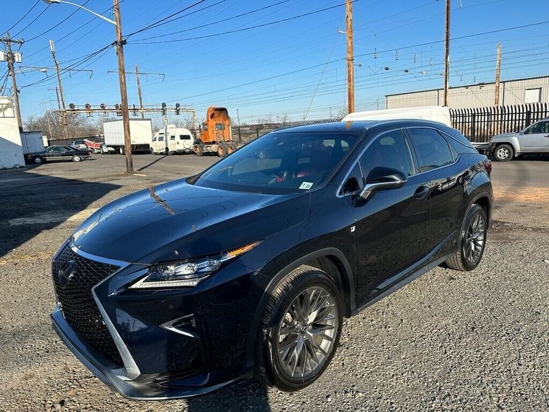 Lexus RX • 2018 • 35,678 km 3