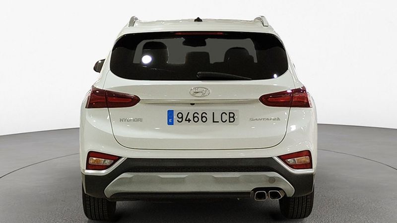 Hyundai Santa Fe • 2019 • 34,654 km 13