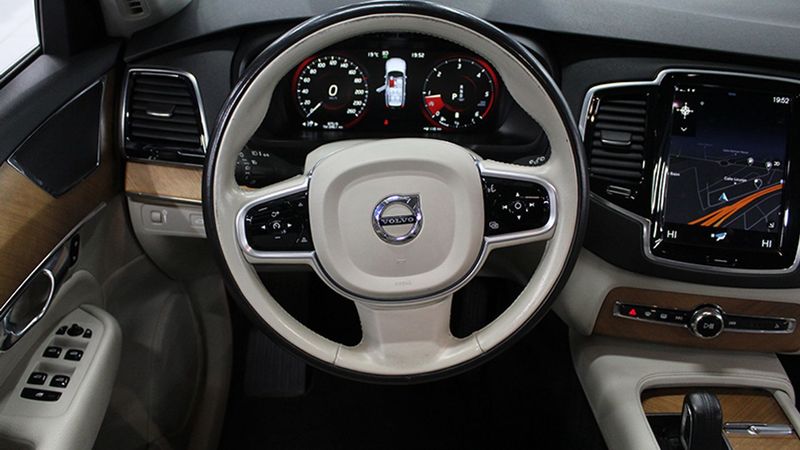 Volvo XC90 • 2021 • 96,000 km 19