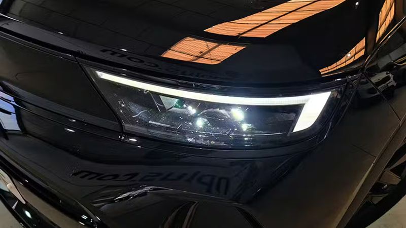 Opel Mokka • 2023 • 23,142 km 13