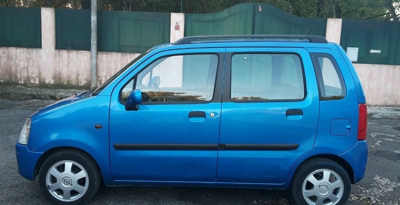 Opel Agila • 2001 • 131,400 km 2
