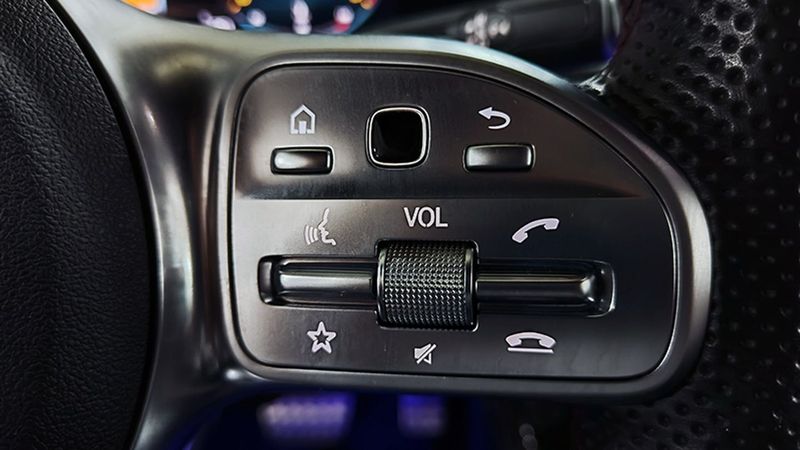 Mercedes-Benz A • 2019 • 95,850 km 26