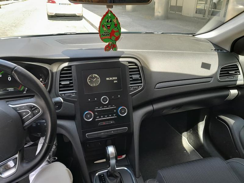 Renault Mégane • 2019 • 118,000 km 2