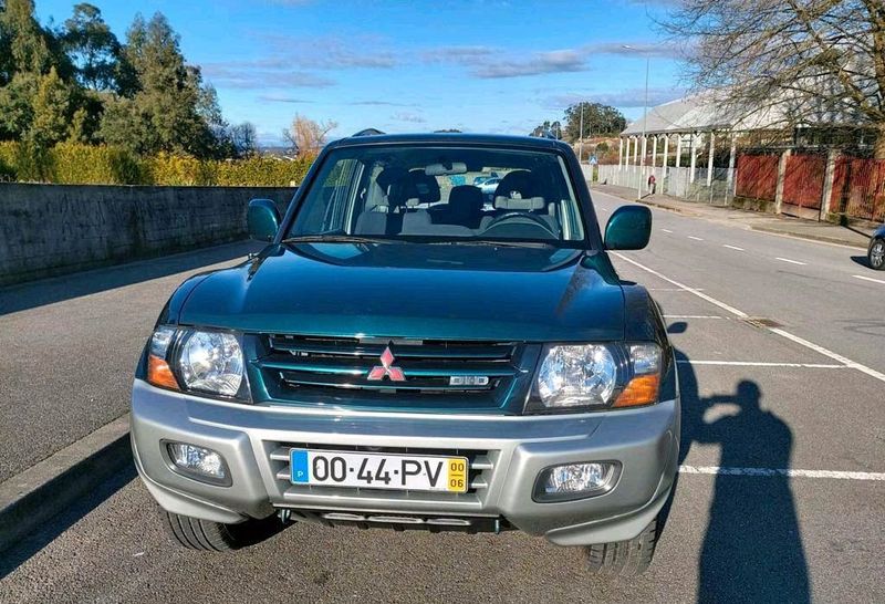 Mitsubishi Pajero • 2000 • 90,000 km 1