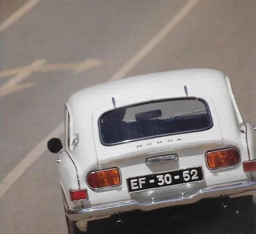 Honda S2000 • 1968 • 70,000 km 7