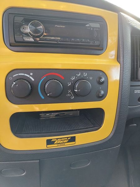 Dodge Ram 50 Pickup • 2004 • 380,000 km 6