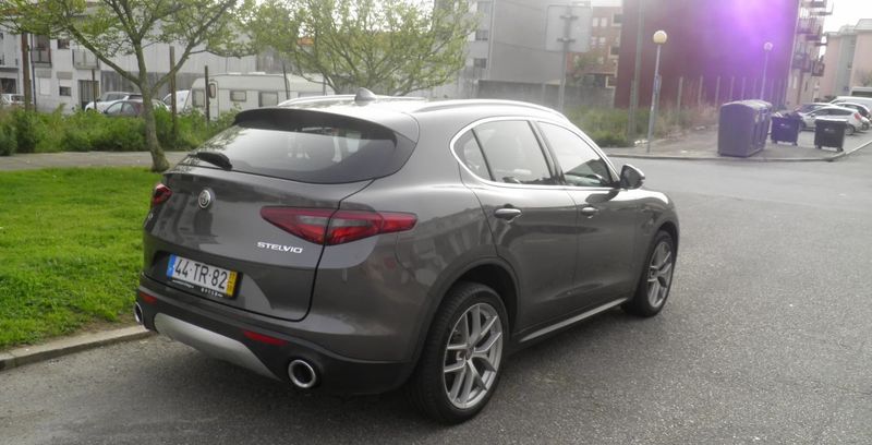 Alfa Romeo Stelvio • 2017 • 119,000 km 5
