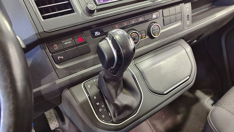 Volkswagen Multivan • 2018 • 59,521 km 7