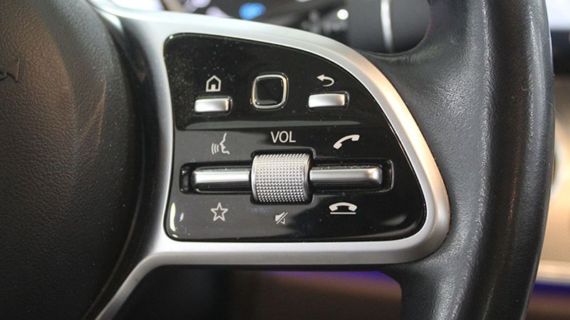 Mercedes-Benz E-Class • 2019 • 41,560 km 6