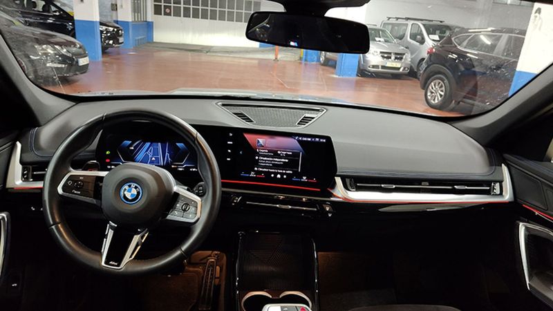 BMW i3 • 2024 • 13,026 km 5