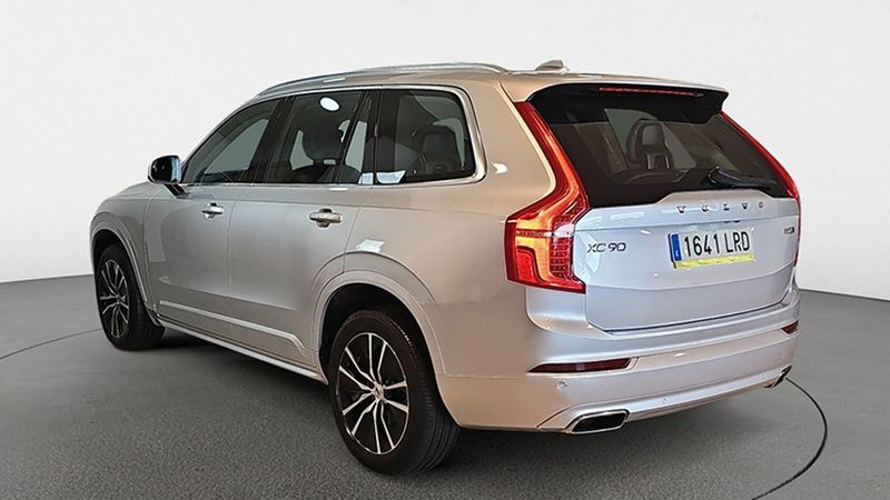 Volvo XC90 • 2021 • 99,288 km 2