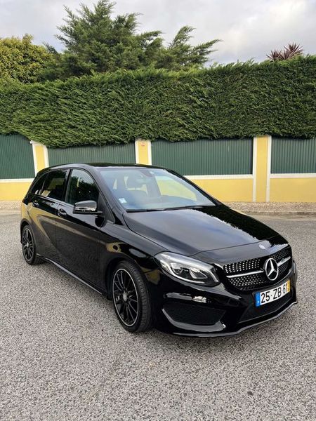 Mercedes-Benz 200 - 300 • 2016 • 66,000 km 1