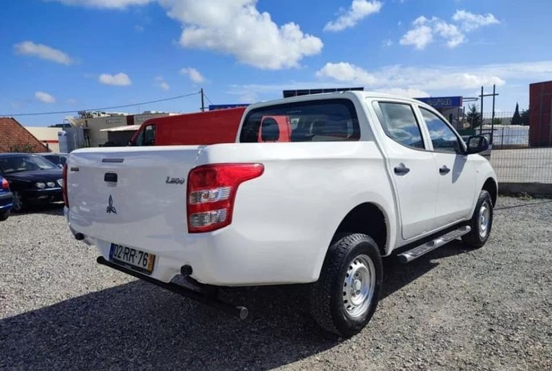 Mitsubishi L200 • 2018 • 18,000 km 4