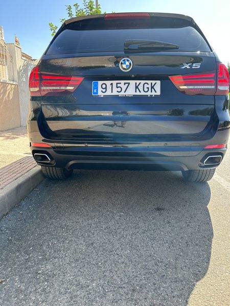 BMW X5 • 2018 • 135,000 km 4
